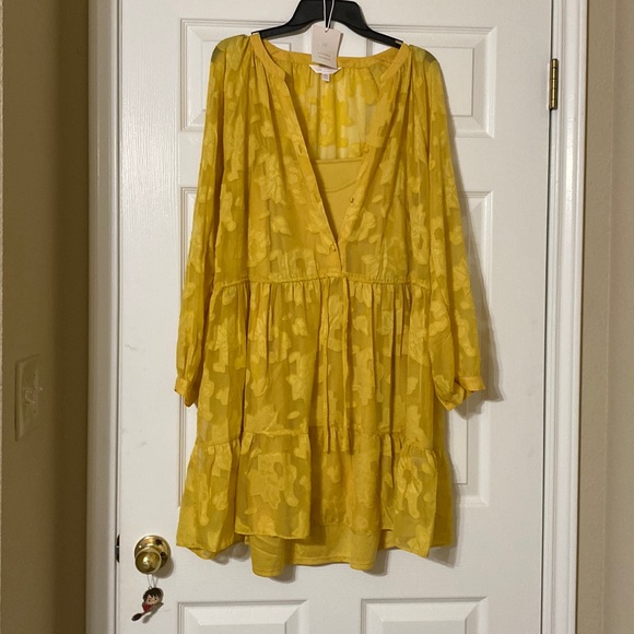 LC Lauren Conrad Dresses & Skirts - LC yellow dress